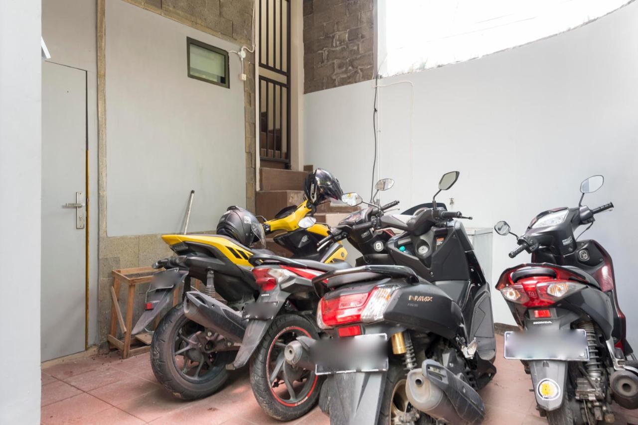 Reddoorz Near Grand City Mall 2 Surabaya Exterior photo