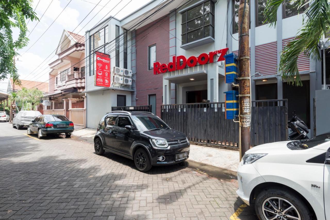 Reddoorz Near Grand City Mall 2 Surabaya Exterior photo