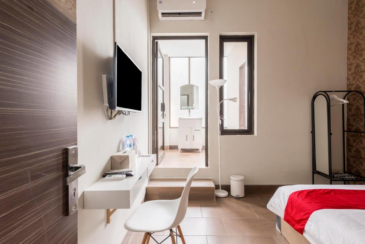 Reddoorz Near Grand City Mall 2 Surabaya Exterior photo